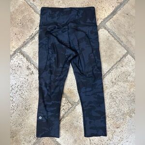 LULULEMON Fast Free Crop II 19” Reflective SZ 4 Nulux Incognito Camo Leggings